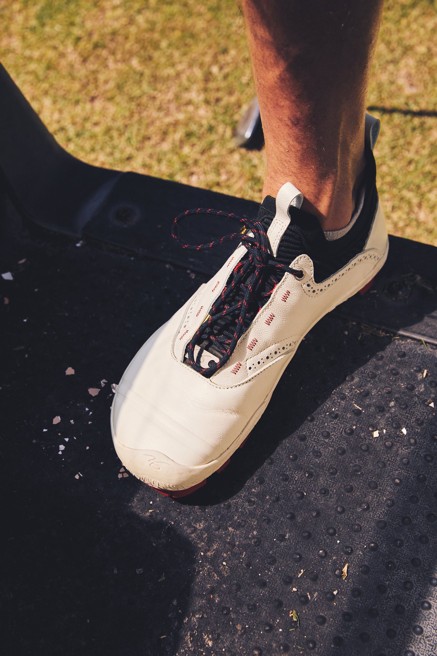 WIN36 Barefoot Golf Shoe
